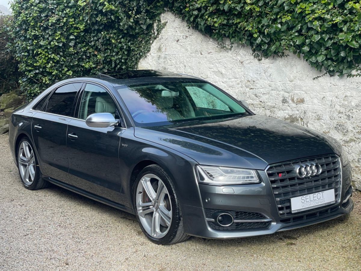 Audi S8